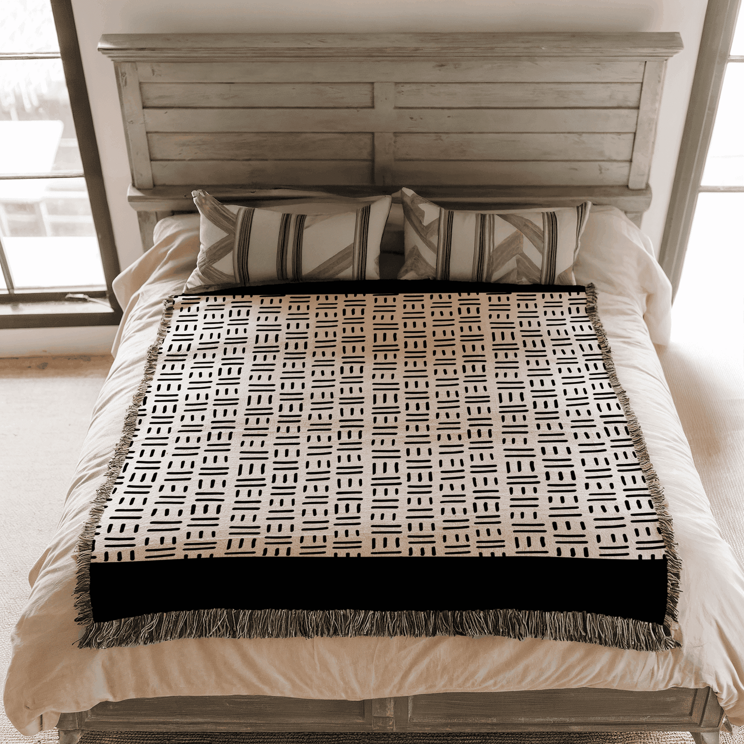 Minimalist Woven Blanket in Aztek Pattern, 100% Cotton Throw Blanket, Black and Beige Home Decor, Housewarming, Christmas, Birthday Gift