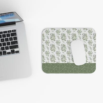 Elegant Floral Mouse Pad, Greenery Desk Accessory, Office Gift, Nature-Inspired Home Decor, Ideal for Work or Study